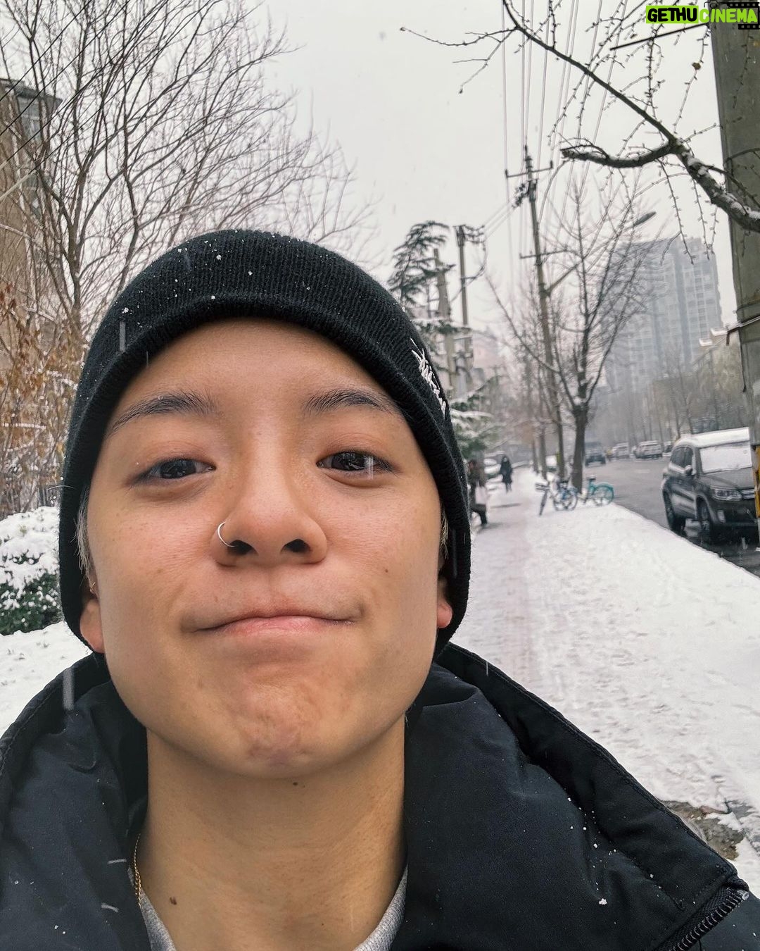Amber Liu - 76.3K Likes - random happy blurs 😶🌫️🤔☺️