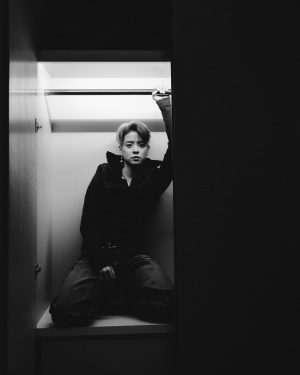 Amber Liu Instagram - No one during a photoshoot: 

Me: “Can I eat water in the shower?”

Staff: um… sure 👀

Prob one of my favorite shoots in a while. I climbed in a closet, ran around Tokyo at 2am, and attempted to chew some water. Thank you to the creative team for such a fun time🙏 Hope you guys enjoy these shots as much as I had fun shooting them 🧡💛

MARVIN vol. 12 @marvin_thebrand 
Photographer: @adipvtra
Stylist: @tokichang
Local Production: @mrpositivetokyo
Executive Producer: @mr.positive.tokyo
Producer: @yukika_88 @delashonz
Coordinator: Mami Chino