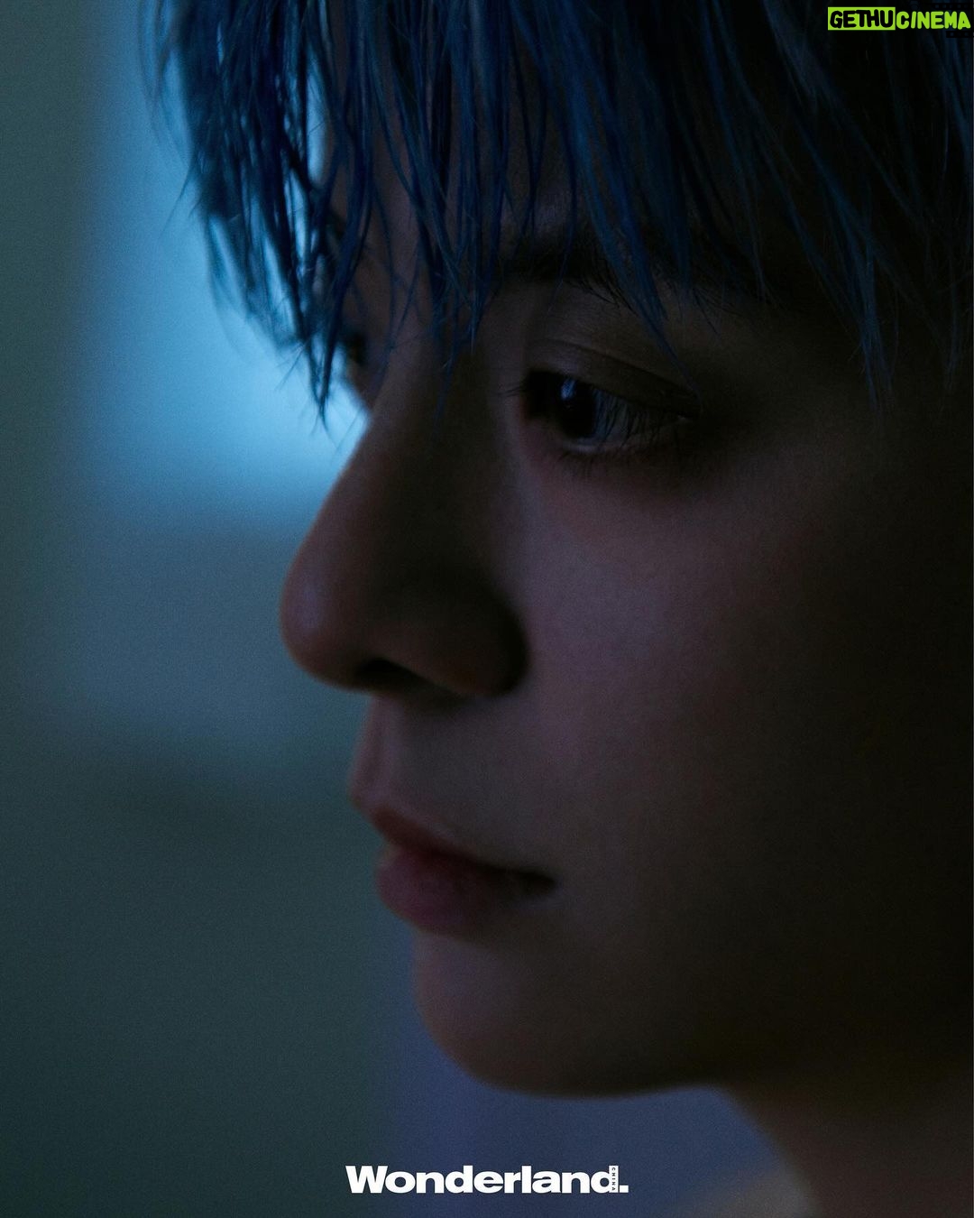 Amber Liu Instagram - sneak peek of the “hatemyself” music video. It was a pleasure working with @wonderland.china on this project. thank you helping me bring this to life 🙏 excited to share this one with you all 😌 “hatemyself” drops on 11.17 12AM EST 🎧 🔂 pre-save LINK IN BIO