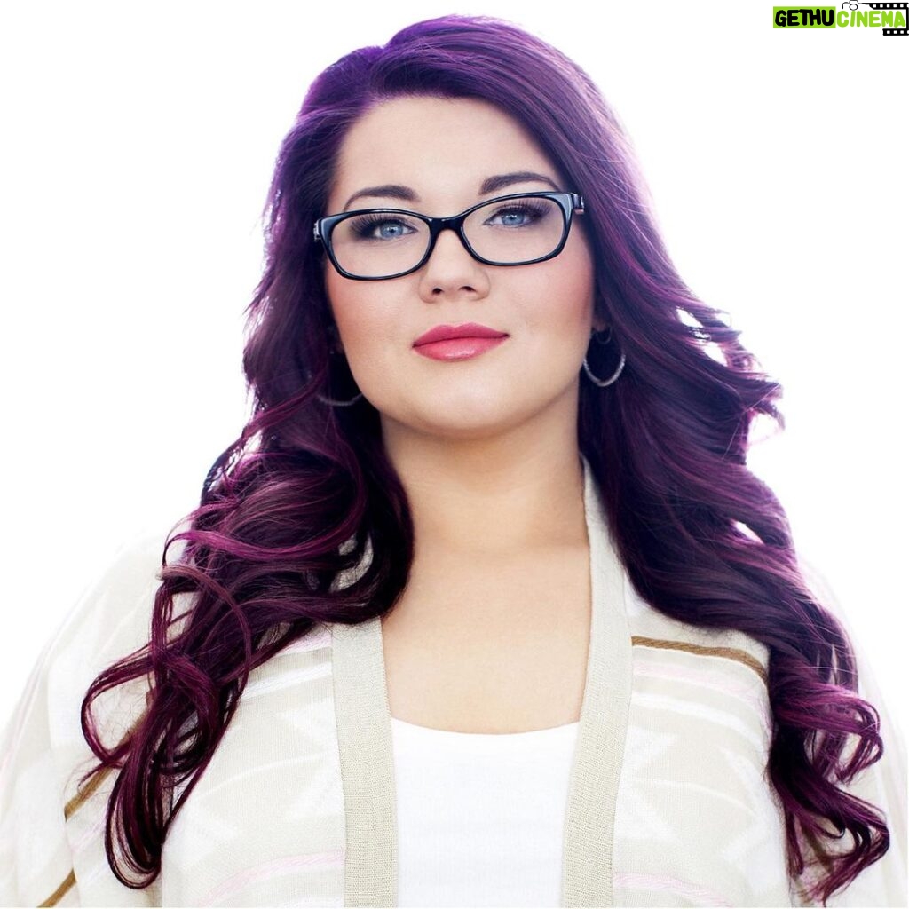 Amber Portwood Instagram - Thinking about bringing back the purple 💜 hair because it matches my book 📕 who’s read it yet?! What do you think?? . . . . . #hairvibes #soyourecrazytoo #ordertoday #linkinbio #amberportwood