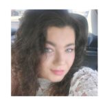 Amber Portwood Instagram - Hey loves 🌼 It’s almost the weekend 💫 What does everyone have planned?! . . . . . #sendinglove #thursdayvibes #takeaminute #amberportwood