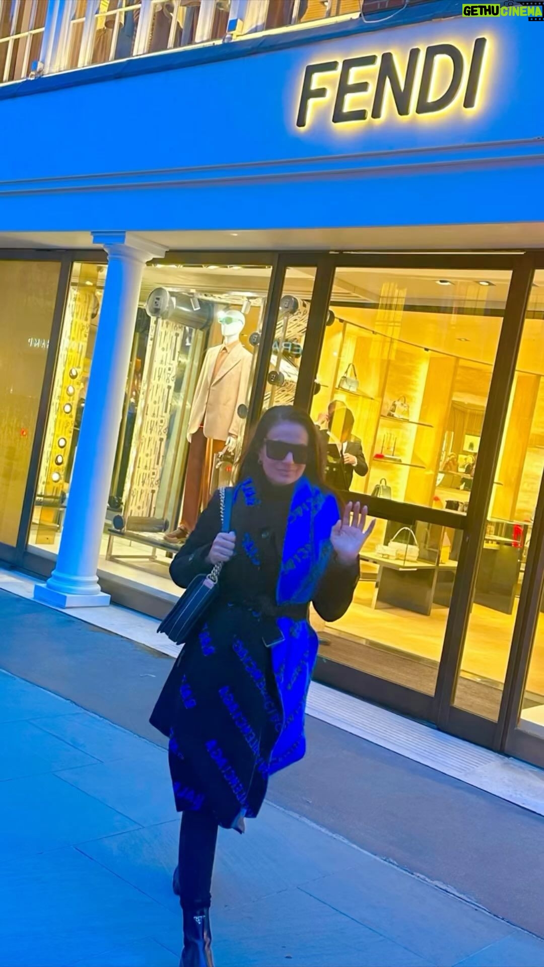 Ameesha Patel Instagram - LONDON ๐ฌ๐ง๐ฌ๐งโค๏ธโค๏ธ๐๐