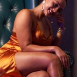 Amika Shail Instagram – Comment in EMOJI .
.
.
#amikashail #instagood #instalike #gold #picoftheday
