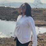 Amika Shail Instagram – Bolo kiska hoodie hai ? 
.
.
#amikashail #reels #instadaily #viralvideo #trend #hoodie