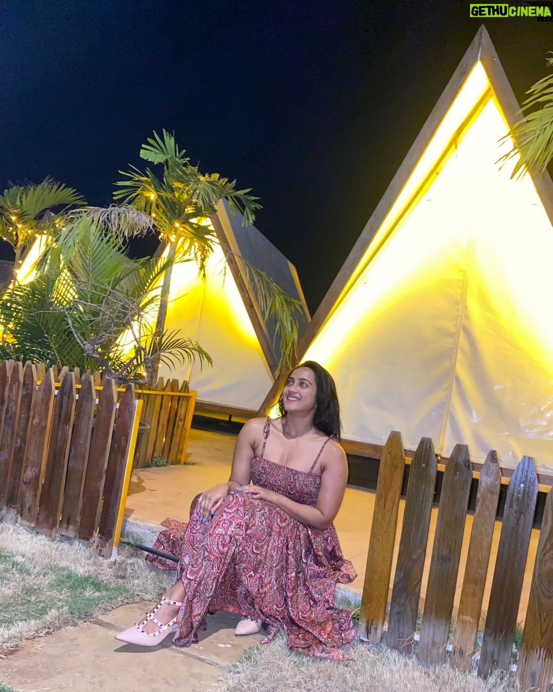 Amika Shail Instagram - Such a lovely vacation I had at @stayon.in at #pawnalake lonavala ❤️ Thank you for such lovely accomodation. . . #amikashail #stayon #pawnalake #vacation #travel #travelphotography #tour #travelblogger #food #fun #lonavala