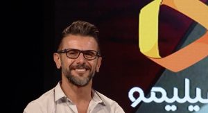 Amin Hayaei Instagram - روز ملى سينما مبارك
🙏❤️💐
@roozbeh_moeini
#roozbeh_moeini