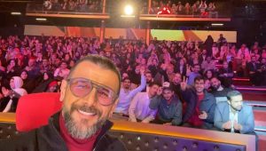 Amin Hayaei Instagram - #
روز مرد و روز پدر مبارك❤️ .
عصر جديد و پخش قسمت اول مصادف با روز پدر از ١٧ اسفندماه شنبه ها و يكشنبه ها ساعت ٢٢:٣٠
از شبكه 
٣✌️
پي نوشت: ضبط اين ويدئو اواسط بهمن ماه و پيش از اطلاعيه وزارت بهداشت و درمان كشور در خصوص ويروس كرونا صورت گرفته است.

به اميد سلامتي يكايك هموطنان و ريشه كن شدن اين بيماري در دنيا
با عصر جديد همراه باشيد
#asrejadid 
#roozbeh_moeini
@roozbeh_moeini