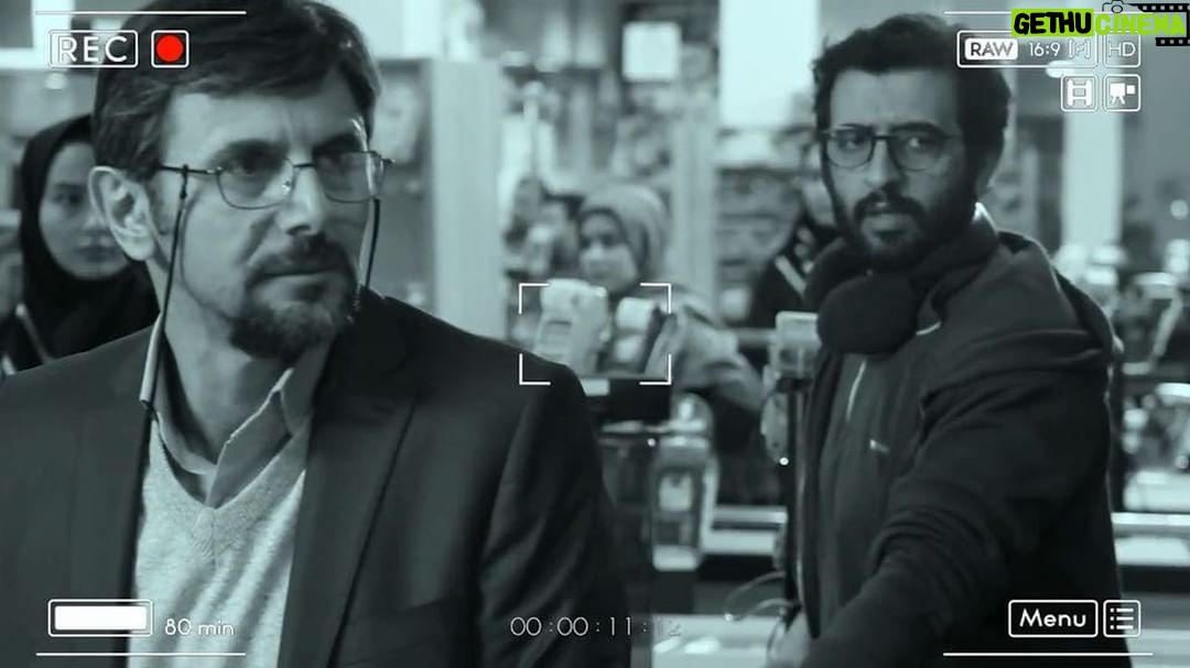 Amin Hayaei Instagram - فيلم سينمايى داركوب هم اكنون در سينماهاى سراسر كشور كيا اين فيلمو ديدن و نظرتون چيه؟؟؟ #roozbeh_moeini