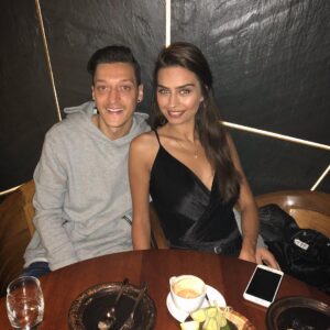 Amine Gülşe Instagram - ❤️🙏🏼