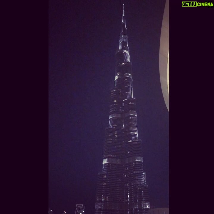 Amine Gülşe Instagram - Dubai Dubai Dubai 💙 Dubai, United Arab Emirates