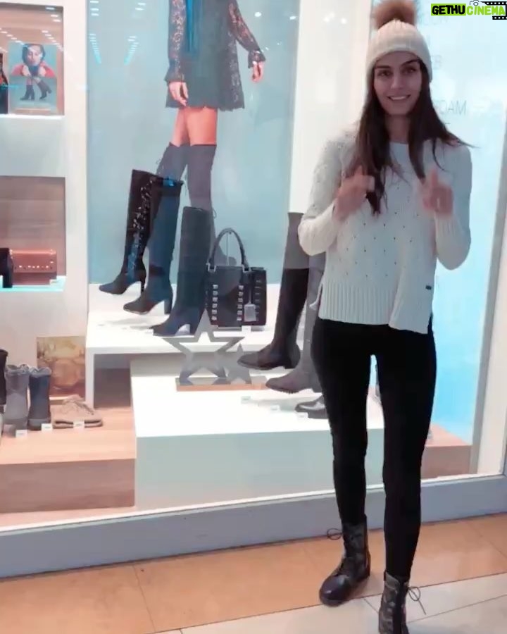 Amine Gülşe Instagram - @deichmann_tr 👢🤗 #ayakkabıtutkum #deichmann