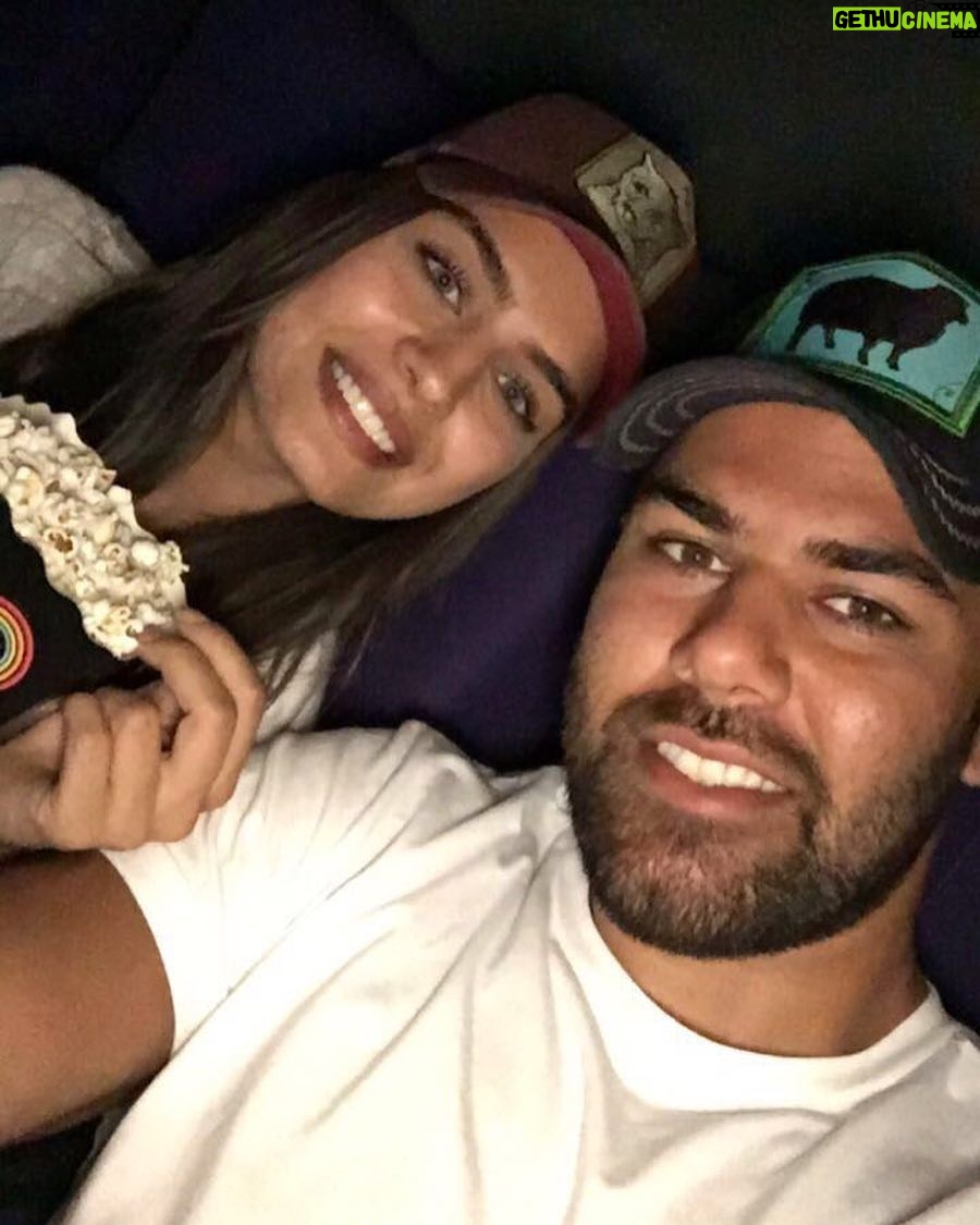 Amine Gülşe Instagram - Abilerin bitanesi 😎❤ @sahangulse #tb
