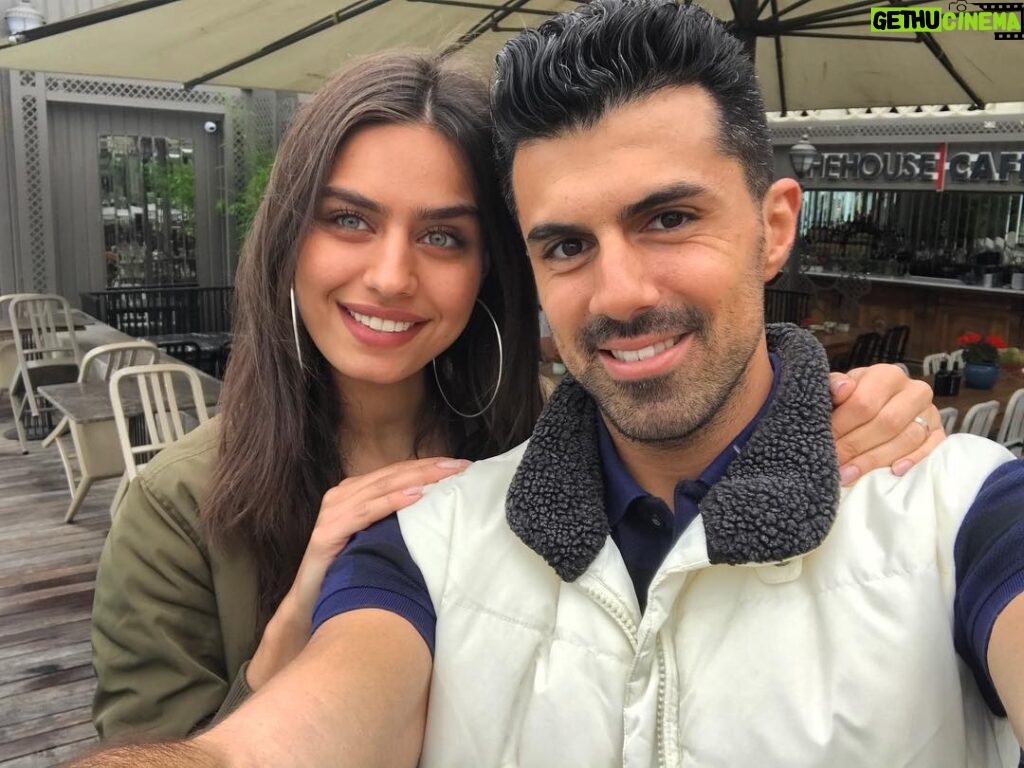 Amine Gülşe Instagram - Reunited with my bestie ❤😬