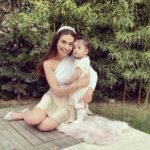 Amine Gülşe Instagram – Annelik duygusunu bana tattırdığın için teşekkürler güzel meleğim 🤲🏼❤️ #şükürlerolsunsenibanaverene