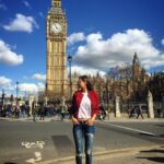 Amine Gülşe Instagram – Sunny day in London☀️😍