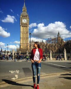 Amine Gülşe Instagram - Sunny day in London☀️😍
