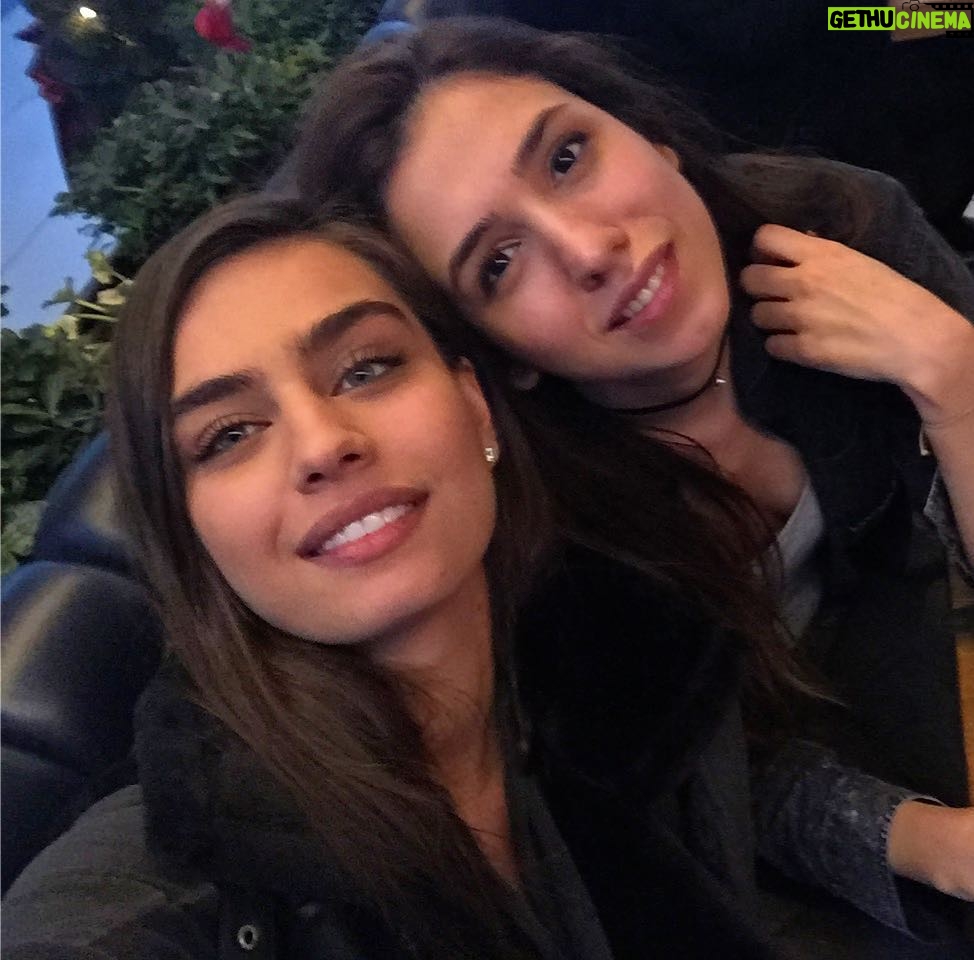 Amine Gülşe Instagram - Canim @senemaydinn ile güzel bir gün ❤️💃🏻💃🏻😍