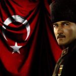 Amine Gülşe Instagram - Herkesin 30 Ağustos zafer bayramı kutlu olsun, Başta M.Kemal Atatürk olmak üzere vatanın bağımsızlığı için savaşıp can veren bütün şehitlerimize Allah"tan rahmet ruhları şad mekânları cennet olsun.❤️ NE MUTLU TÜRKÜM DIYENE 🇹🇷