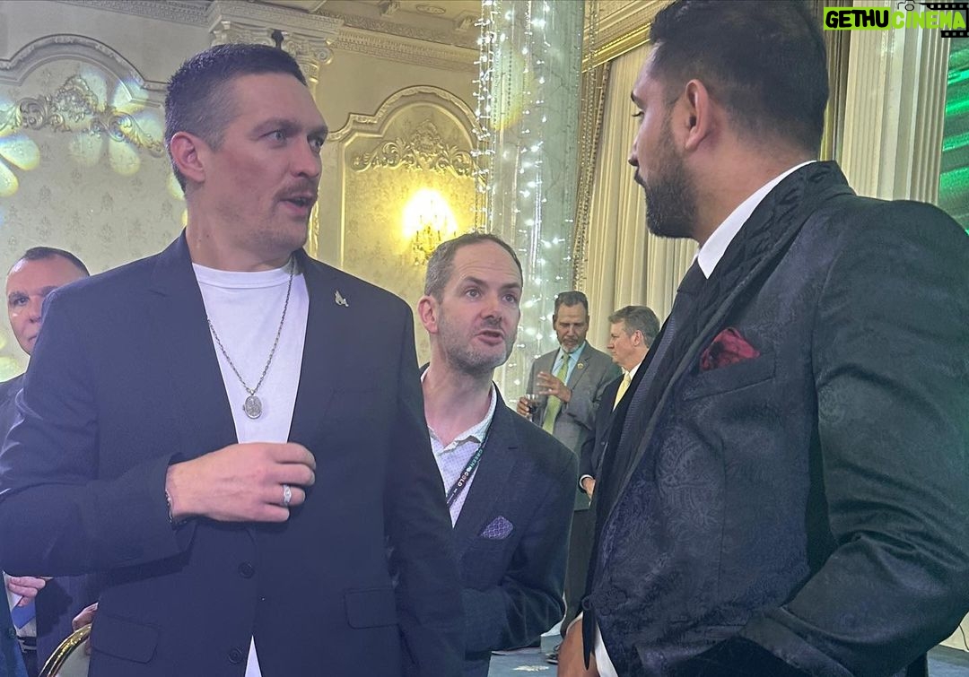 Amir Khan Instagram - Wbc Convention in Tashkent was amazing. I only spent 3 days but made new friends and enjoyed breakfast lunch and dinner with the past, present fighters, will definitely be back. Thank you for having me Tashkent. @wbcboxing @wbcmoro Tashkent, Uzbekistan