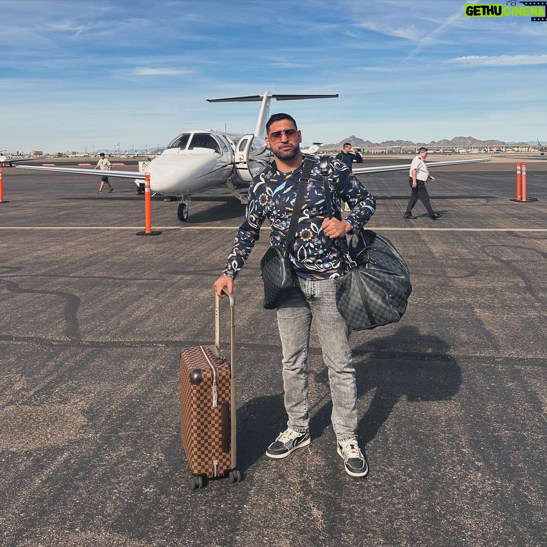 Amir Khan Instagram - Amazing trip to Phoenix Arizona to boxing 🥊 Great event and Thank you for the love from fans #TeamKhan #Boxing Where should my next stop be? Phoenix, Arizona