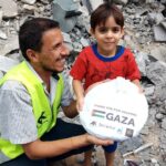 Amir Khan Instagram - Today food distribution in Gaza. Thank you for all your support. The reason why I have posted photos is to show you where your donations are going and to encourage you. There innocent children still need OUR help. To donate pls send to - Amir Khan Foundation / RBS Acc number 15997080 Sort code 16-00-06