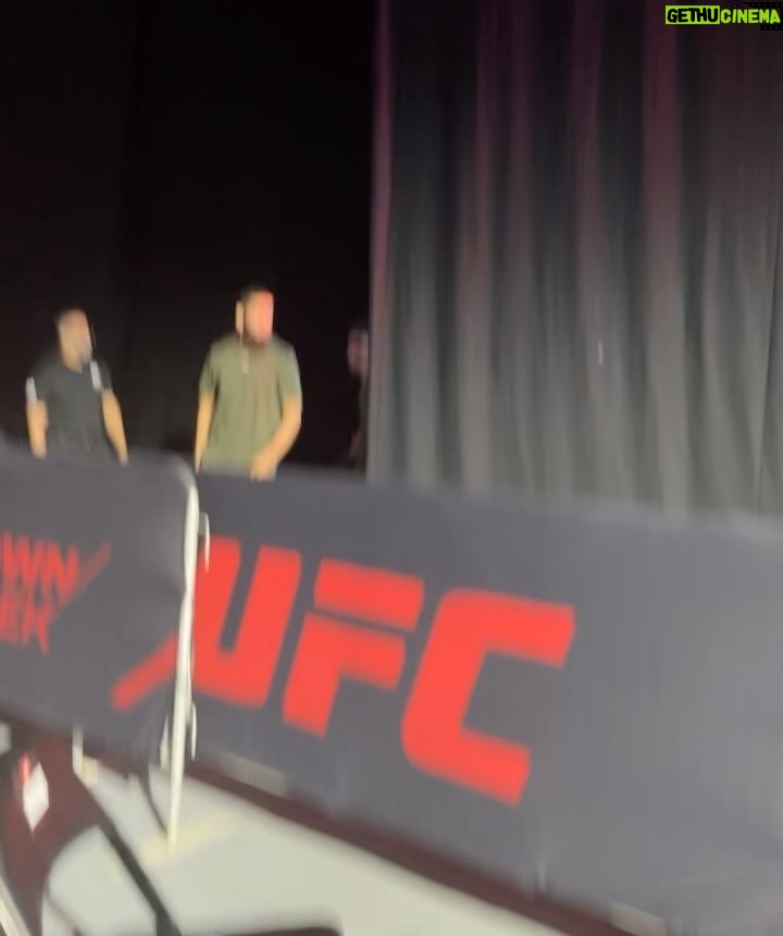 Amir Khan Instagram - With @jake.brocklesby1 in Abu Dhabi. Met the main man @danawhite at Ufc 294 weigh in. Mega fights tomorrow, - Makhachev vs volkanovski 2. Usman vs Chimaev Who you got? @ufc Etihad Arena