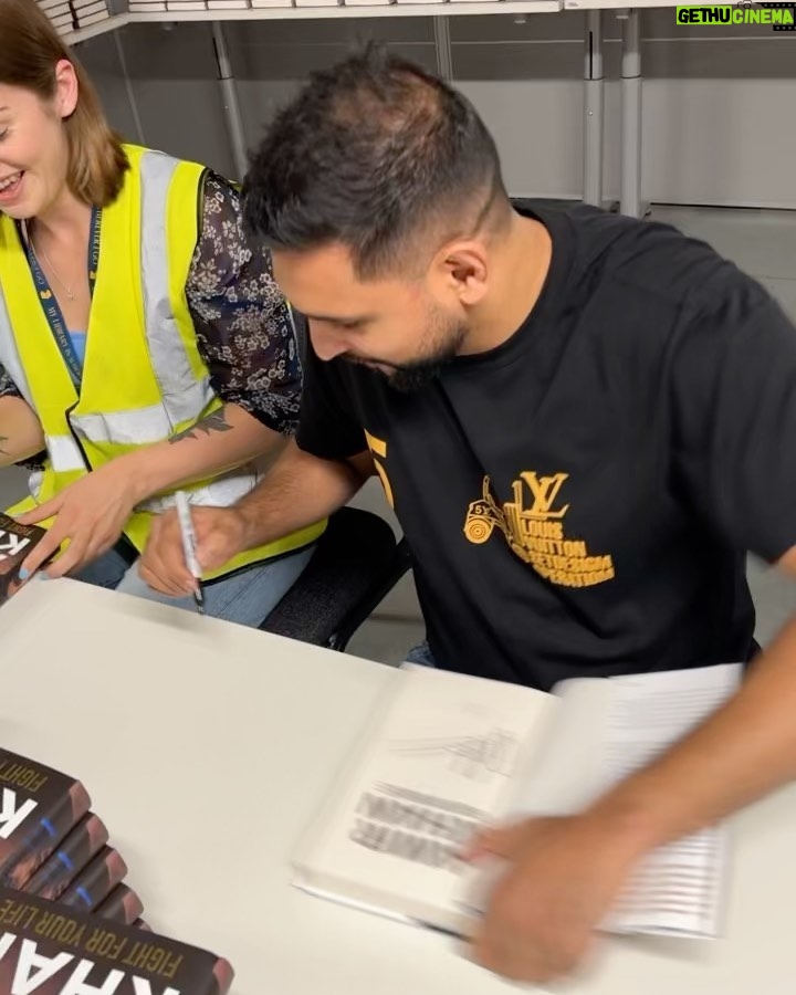Amir Khan Instagram - Signed over 5000 books today. Amir Khan ‘Fight for your Life’ you can order online, or buy the book from Waterstones, WHSmiths, Amazon and majority independent stores @penguinukbooks London, England, UK