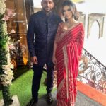 Amir Khan Instagram - Celebrating 10 years today🥂 It ain’t easy looking after me 🤪 so a big thank you to my wife @faryalmakhdoom for everything. Happy 10th anniversary 😘