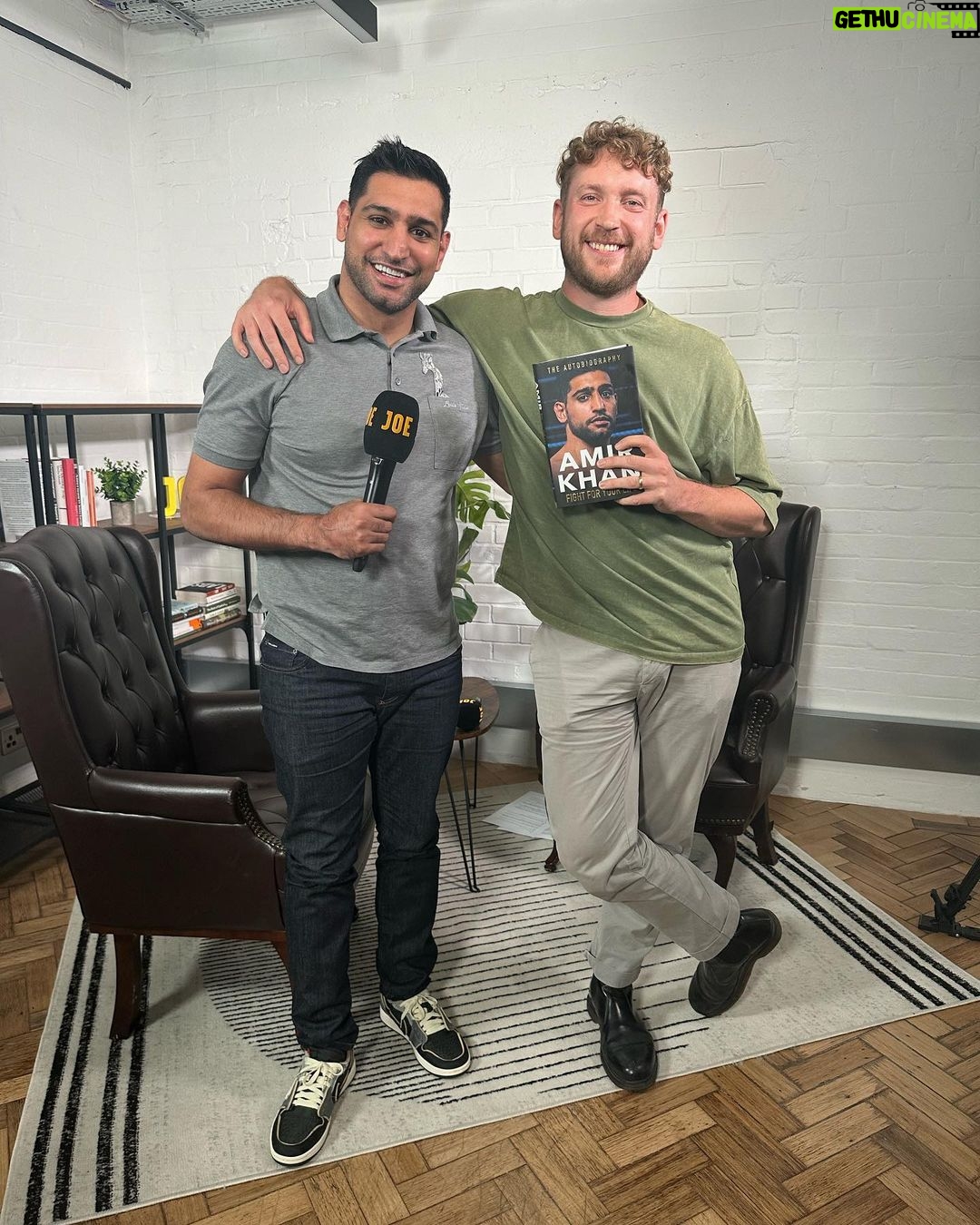 Amir Khan Instagram - Good day of media in London with old friends and new. Chatting about the new book. Link in bio. London, United Kingdom