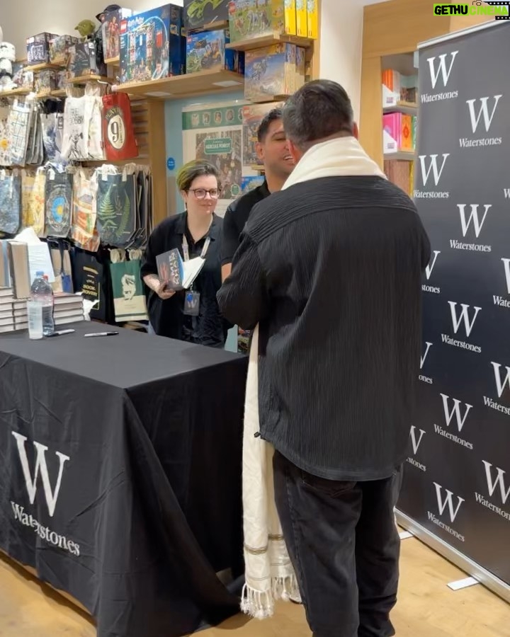 Amir Khan Instagram - 1st day for my book signing and media work. We visit the Trafford centre @waterstones. A very big turn out at lunch time. Thanks to you all for buying the book and supporting me. Hope it’s a good read 😉 @thetraffordcentre @penguinukbooks @bbcnews @granadareports Trafford Centre