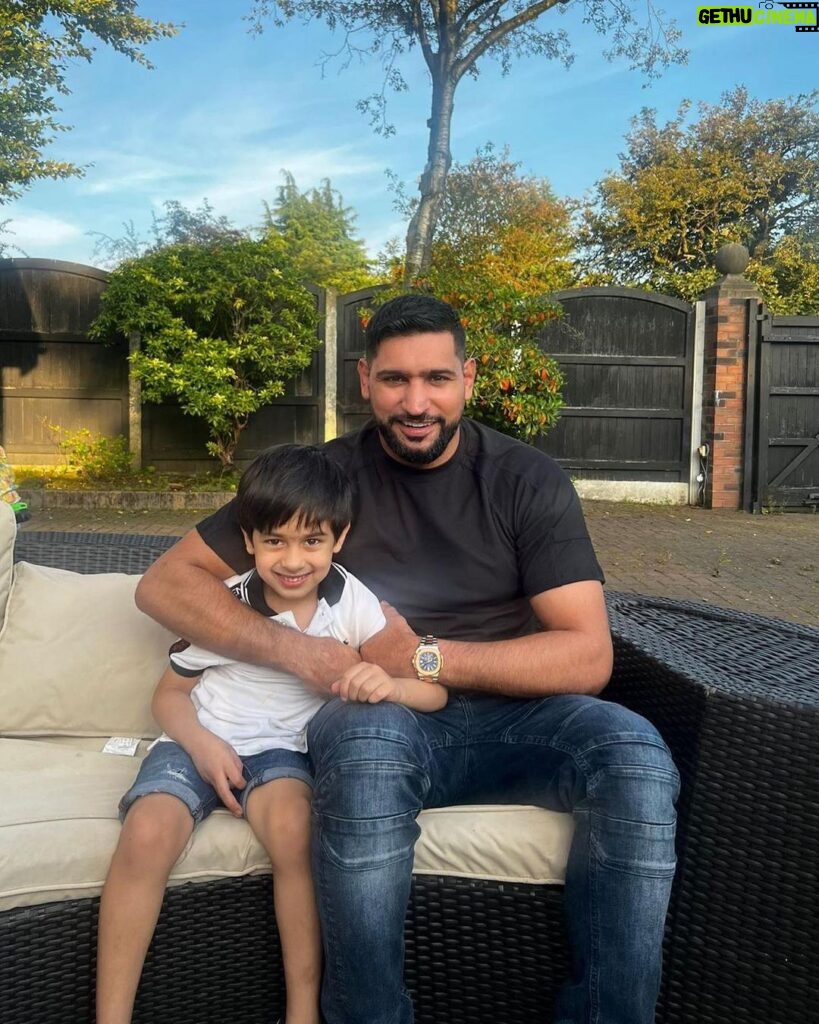 Amir Khan Instagram - Weekend with the khan family in bolton #family Bolton, Greater Manchester