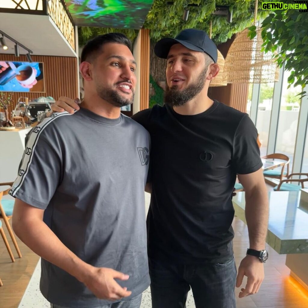 Amir Khan Instagram - Nice meeting the champ @islam_makhachev in Dubai #ufc Dubai, United Arab Emirates