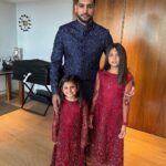 Amir Khan Instagram - Celebrating 10 years today🥂 It ain’t easy looking after me 🤪 so a big thank you to my wife @faryalmakhdoom for everything. Happy 10th anniversary 😘