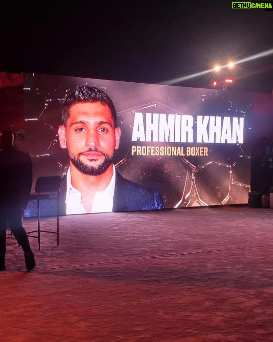 Amir Khan Instagram - Thank you @pflmma great event in Saudi Arabia Riyadh, see you next time 👊🏽 Riyadh, Saudi Arabia