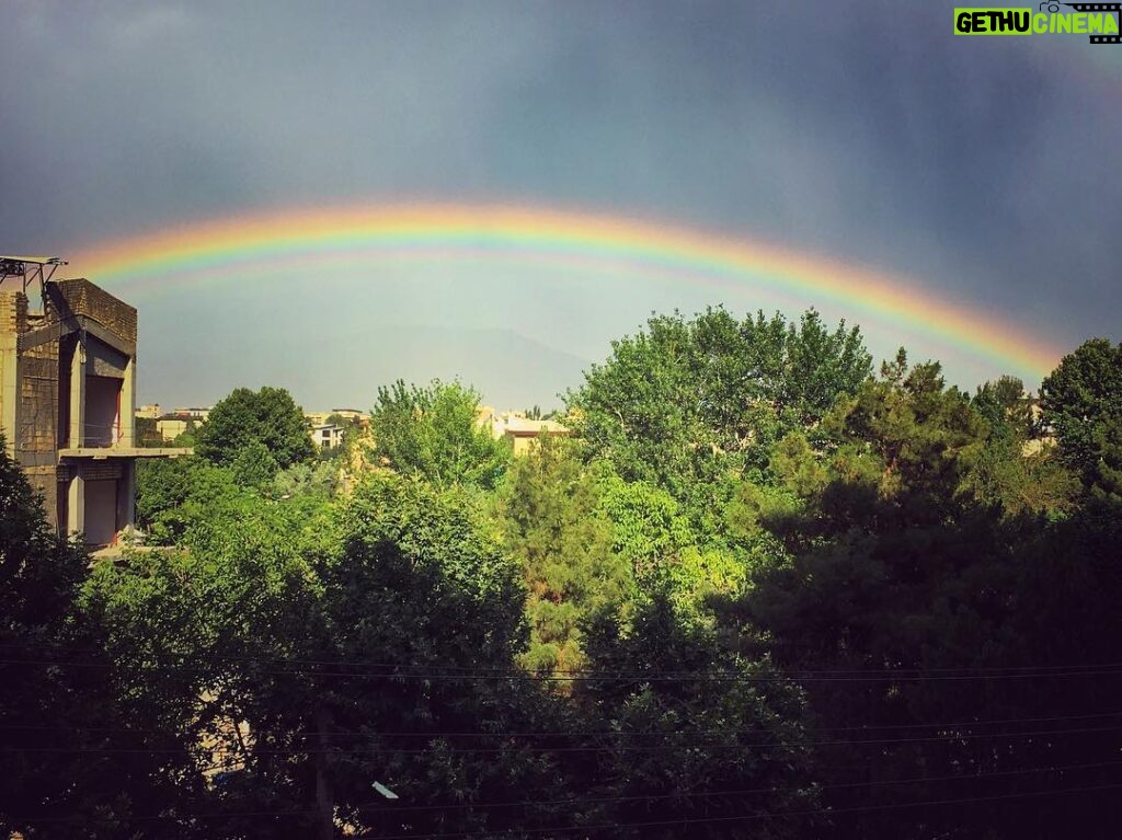 Amirhossein Arman Instagram - يكى از همين روزها 🌈 #rainbow 📸 @amirarman