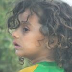 Amirhossein Arman Instagram – ورق بزنید
کورد؛ غیور، نجیب،شریف، پایدار باشید و برقرار ، کم بودن مارو به بزرگی دل های مهربونتون ببخشین. مردم ایران با حضورتون، رو سفید کردین و خیلی چیزها رو ثابت.امروز بیشتر از همیشه به ایرانی بودنم و شما افتخار کردم.
کمکهاتون به روستاها هم رسیده اما نبود سقف و گرما تحمل شرایطو واقعاً سخت کرده(کانکس موقتاً میتونه مفید باشه) اما هیچ جا خونهء خود آدم نمیشه ، پس باید تلاش کرد شرایط هرچه سریعتر به حالت عادی برگرده، کمک به مرمت و بازسازی خانه های تخریب شده ، بخصوص در روستاها تنها و بحق ترین خواسته این عزیزانه
عکسها از خودم.
#کورد #کرمانشاه #سرپل_ذهاب #زلزله #کانکس #سرما #کمک #کمک_به_زلزله_زدگان_کرمانشاه #اتحاد