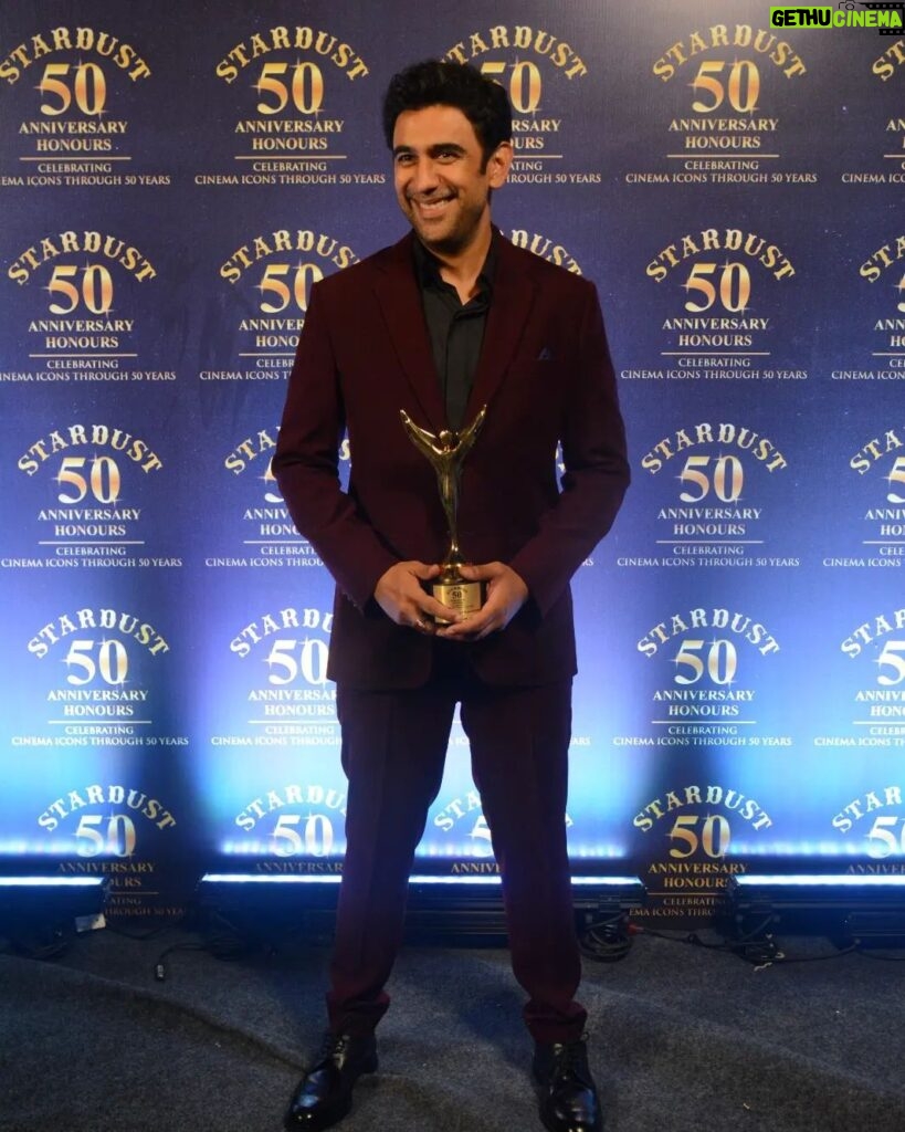 Amit Sadh Instagram - Happy photos - with a lot of thankfulness and gratitude.🙏🏽 Thank you, #StardustAwards, for this honor. My deepest gratitude to the entire team who made Breathe possible, who made Kabir Sawant- the whole team, cast, and crew. My audience, thank you for always waiting patiently for each season to release, watching me, and sending me endless messages of appreciation and love, making Kabir Sawant iconic. Kabir Sawant is a labor of hard work, sweat, and internalizing effort. The role has given me so much. I want to take this moment to put out my wish that's been ignited in my heart. So, here I am, openly agreeing that I am not done with Kabir Sawant yet. My deepest desire is to play a spin-off of this character. (Just putting it out there, haha 🙈) There is so much more in him, and I am sure you all are not done yet with Kabir. Hope you are listening @mayankvsharma 🤗🤗🤗 #StardustHonours50