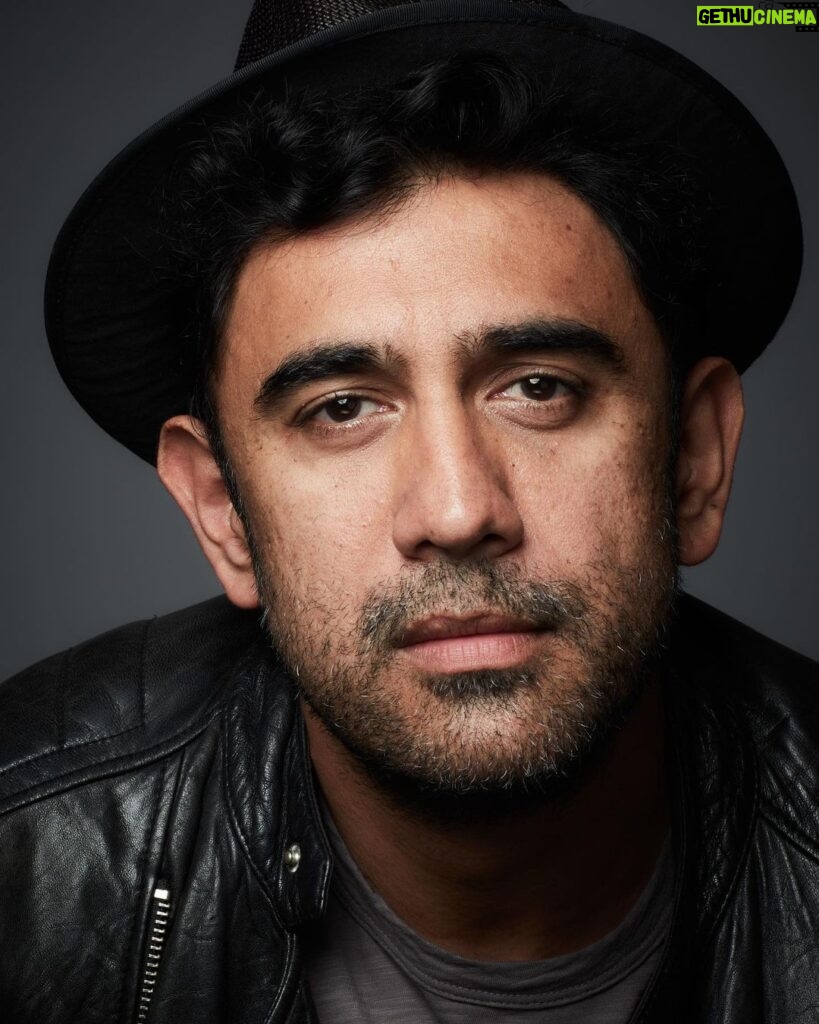Amit Sadh Instagram - More head shots - And these coming from the lenses of one super talented artist / Dop / director ( man of many hats 😝- @erezsabag big brother , Thankyou fr inviting me to your studio and fr these shots - Your energy is infectious and and I can’t wait to be back fr more shots , chats and laughs - enjoy Costa Rica ! W New York - Union Square