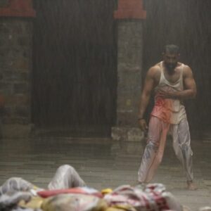 Amit Sadh Instagram - To all Braveheart’s and fellow Gladiators ...

गिरने से डरना नहीं।
 हम गिर कर ही संभालते हैं।