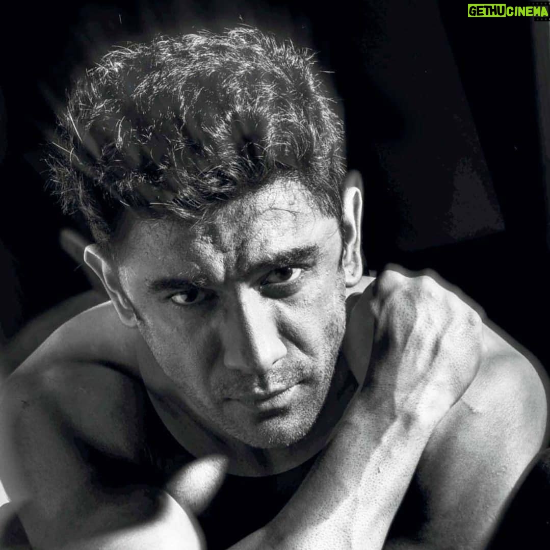 Amit Sadh Instagram - So much love and I thank you all. All I can do is love back with all my heart. ❤ Mumbai, Maharashtra