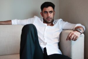 Amit Sadh Instagram - You gotta live.....with your chin up.