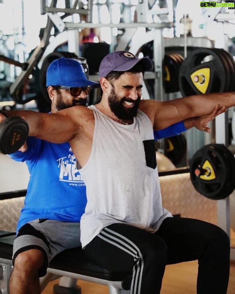 Amit Sadh Instagram - Let me introduce you to the master of this monster! My coach / brother and friend @rakeshudiyar (on a bad day, we call him a dacoit. You can wonder why 😉) ! This is to thank you for all the push and shove and all the blood and sweat that you've put into this!! You have played a big part in making me #KabirSawant! We have more to do and many more characters to work on. Until then, this is just a small thank you note! 🙏🙏 @mayankvsharma #BreatheIntoTheShadow