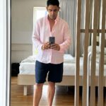 Amit Sadh Instagram - Pink is not bad - I like the reflections !! Big love !