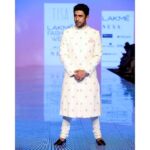 Amit Sadh Instagram - Got my eyes on the ramp!🕴🏻 Showstopper at the @lakmefashionwk for @tisastudio.