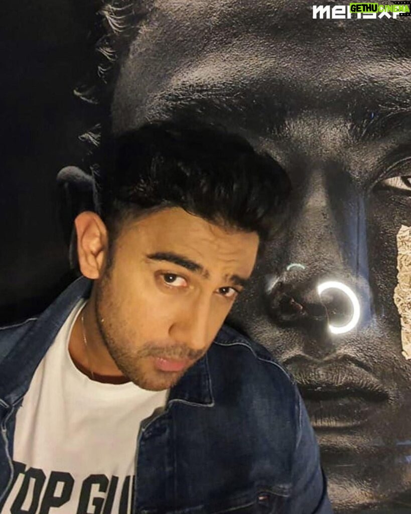 Amit Sadh Instagram - Have a great Sunday beautiful people .. And thank you for allowing me to share my life and work and giving me so much love and reason to rejoice... I will work harder to bring more smiles back to you all. I love you all! ❤️ #Repost @mensxpofficial SELF MADE #4 @theamitsadh #MensXPCover July '20