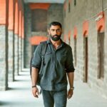 Amit Sadh Instagram - There is a madness to the method,⁣ And a method to the madness!⁣ ⁣ It has been a long painful journey getting into the skin of the new avatar of Kabir Sawant. A character whose past is as dark and twisted as the moment he lives in - it made me realise the extreme limits of human strength. Push yourself and you can move the mountain. Kabir Sawant reporting again. ⁣ See you on the other side !!⁣ ⁣ I hope you all are watching @breatheamazon on @primevideoin! 🤗 #BreatheInToTheShadows