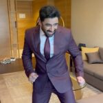 Amit Sadh Instagram – Mood-swings 🕺🕺🕺🕺