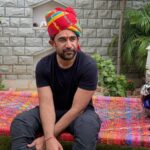 Amit Sadh Instagram - Last night in #Jodhpur was beautiful, spending time with family and friends, eating amazing food and lots of laughter. The warm Welcome we received was heartwarming, adding to the joy of the evening. Dumping a few of the best pictures from the ride till now - capturing memories that will last a lifetime. Hope you all like it, and here's to more adventures and laughter ahead! #Motorcyclessavedmylife