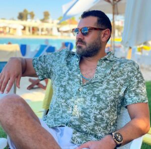 Amr Youssef Instagram - ☀️😎
📷@hamdybadr