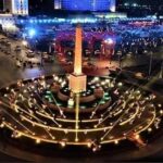 Amr Youssef Instagram – فخور و سعيد و منتشي من عظمة اللي شفته انهاردة ، شكراً لكل القائمين علي هذا الحدث العظيم ، تسلم ايد كل واحد فيكم فرد فرد ، انتم ابهرتم العالم ، انا فخور اني مصري انا فخور ان دول اجدادي . 
 (مصر ام الدنيا و هتفضل قد الدنيا ) بحبك يا بلدي #مصر #تحيا_مصر #تحيا_مصر #تحيا_مصر ❤️